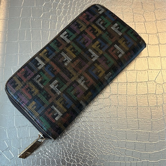 FENDI colorful Long  Wallet - Picture 5 of 12
